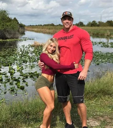 misscarriejune divorce|Carriejune Anne Bowlby: Biography, Net Worth, Divorce, Age,。